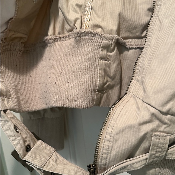 Jacket - Picture 4 of 10